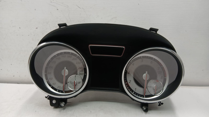 mercedes-benz-w156-gla250-2014-speedometer-instrument-cluster-big-0