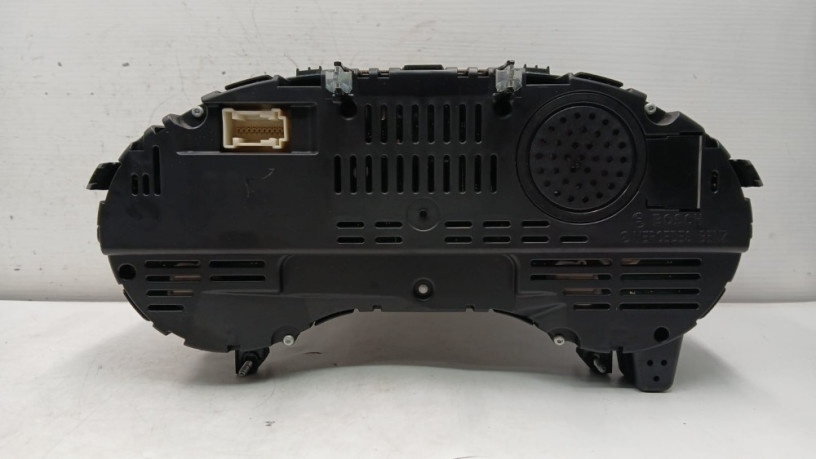 mercedes-benz-w156-gla250-2014-speedometer-instrument-cluster-big-3